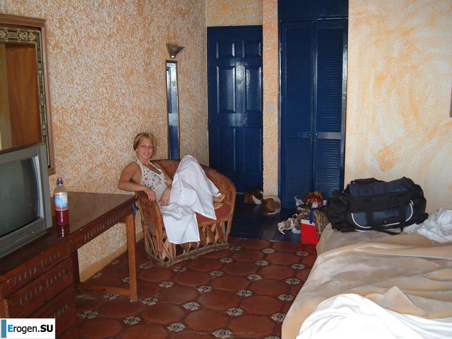 Happy middle-aged couple. Photo 27