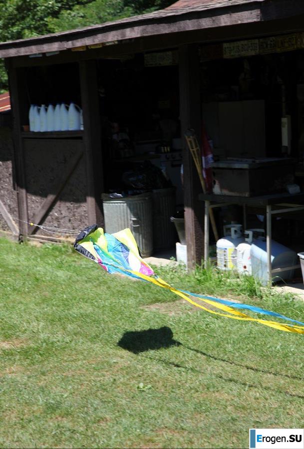 Nudists fell into childhood. Part 2. Photo 32