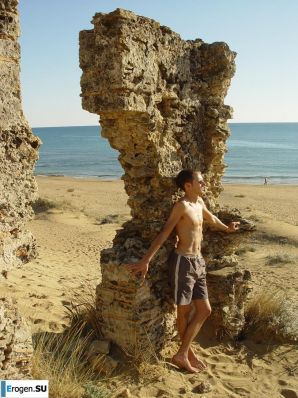 Girlfriend with big nipples. Thumb 21