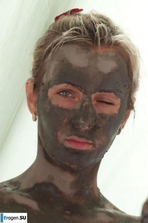 Голые в грязи. Эскиз 16