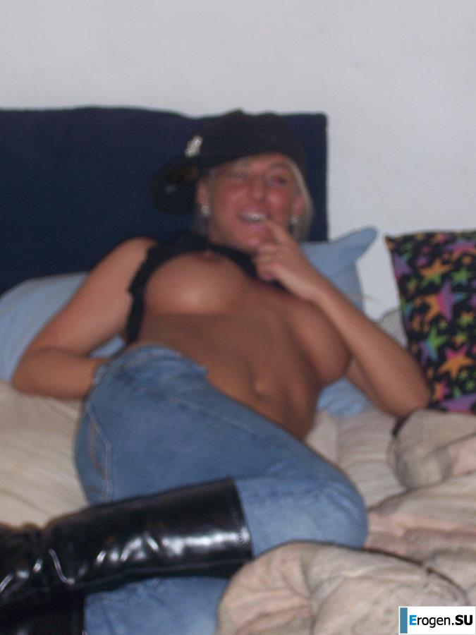 Три подруги лесбиянки. Часть 2. Фото 3