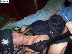 Три подруги лесбиянки. Часть 2. Эскиз 19