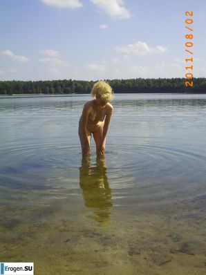 Рыжая старушка-нудистка. Эскиз 16