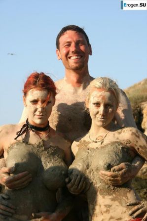 Naked in the Mud. Part 2. Thumb 30