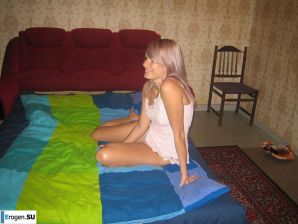 Photoset on the bed. Thumb 21