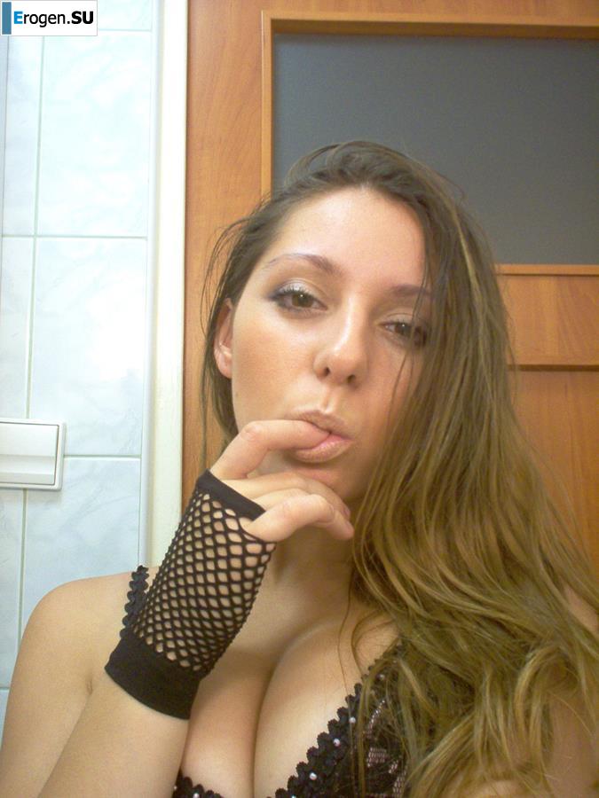 Charming brunette in a home and studio photo shoot. Photo 6