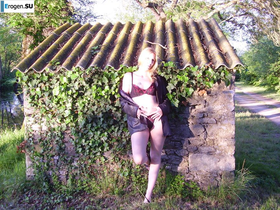 French Bi - Exhibitionist. Part 3. Photo 23