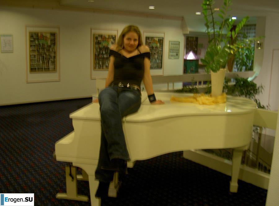 Любвеобильная блондинка. Часть 2. Фото 3