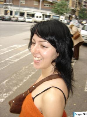 Сосательная брюнетка и тимати. Эскиз 21