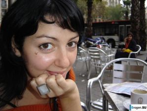 Сосательная брюнетка и тимати. Эскиз 35