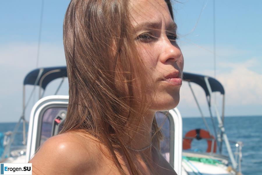 Частные фото украинской модельки. Фото 5