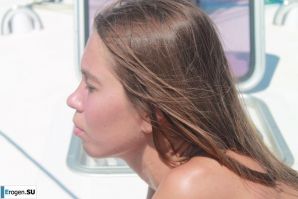 Частные фото украинской модельки. Эскиз 13