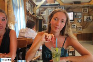 Частные фото украинской модельки. Эскиз 24