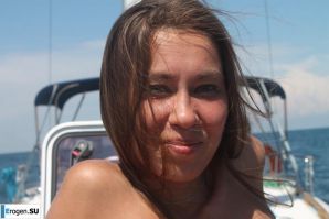 Частные фото украинской модельки. Эскиз 6