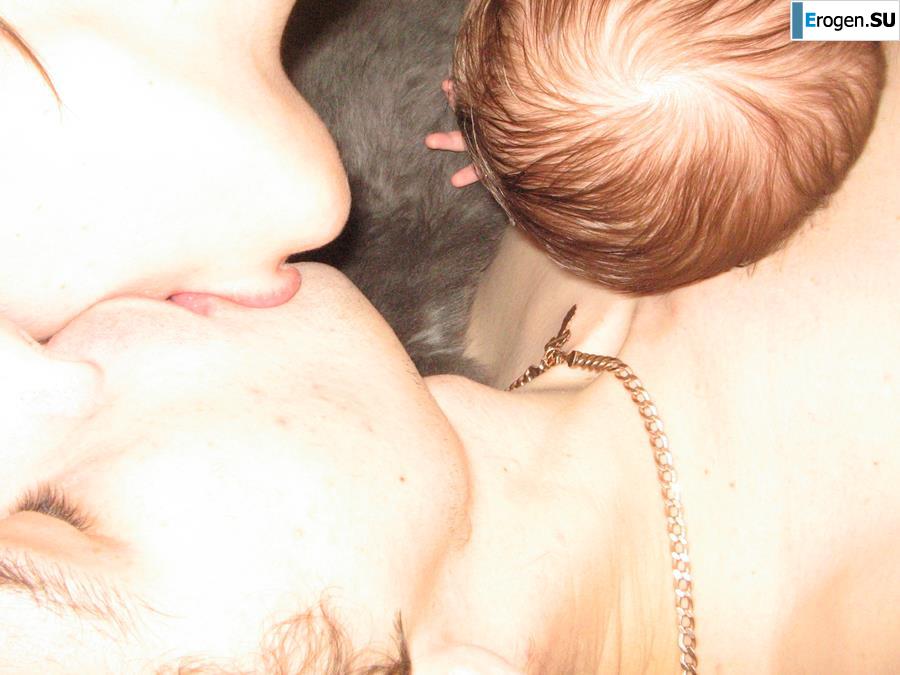 Wedding, pregnancy, carpet. Photo 6