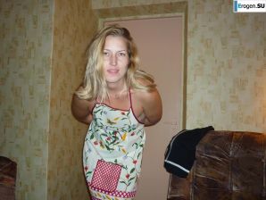 Блонда-эксгибиционистка без сисек. Часть 2. Эскиз 22