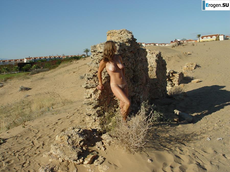 Girlfriend with big nipples. Part 3. Photo 22