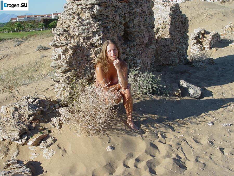 Girlfriend with big nipples. Part 3. Photo 33