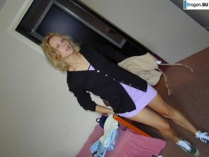 Smiling Blonde. Thumb 16