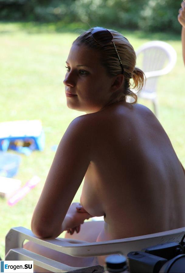 Нудистки впали в детство. Часть 4. Фото 27