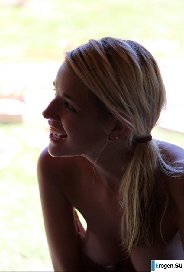 Нудистки впали в детство. Часть 4. Фото 30