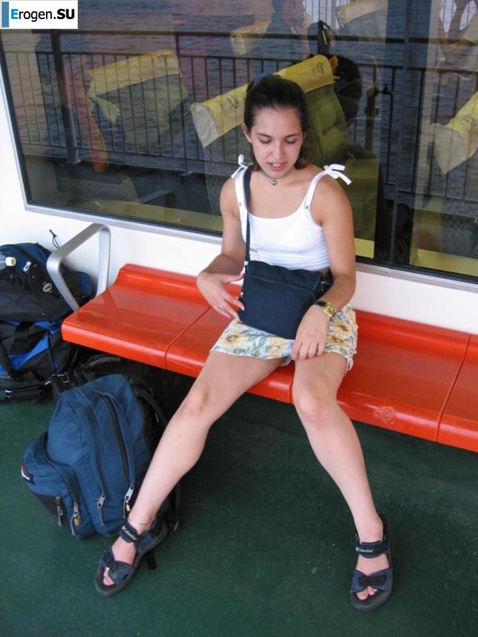 Почти ретро-архив развратной брюнетки. Фото 24