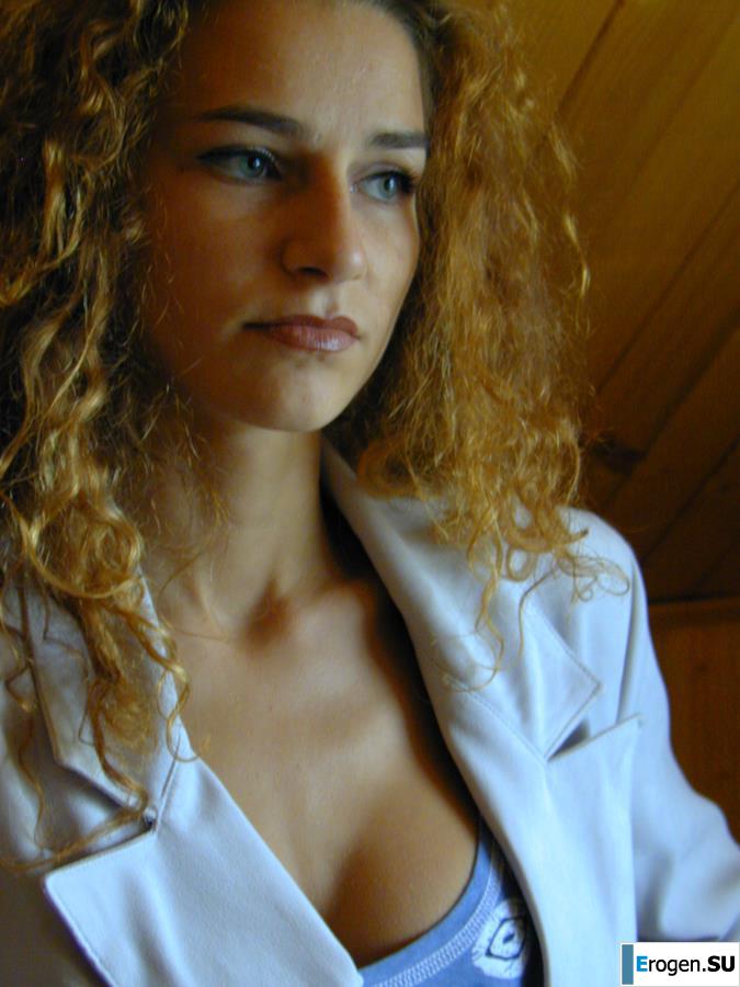 Busty Curler. Part 2. Photo 8