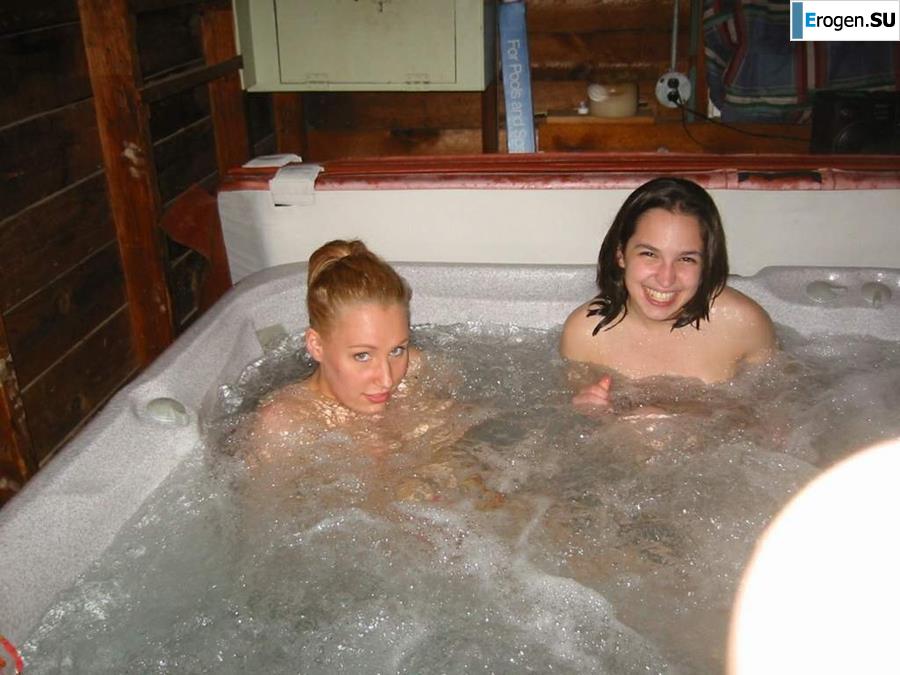 Почти ретро-архив развратной брюнетки. Часть 2. Фото 13