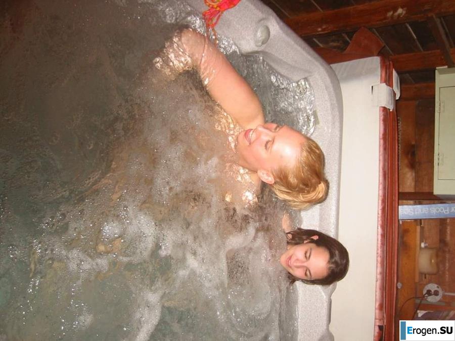 Почти ретро-архив развратной брюнетки. Часть 2. Фото 15