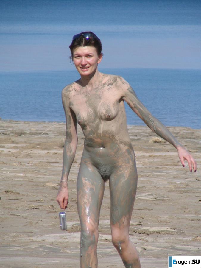 Naked in the Mud. Part 3. Photo 16