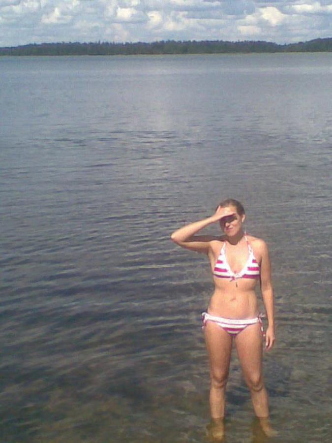 Блонда-эксгибиционистка без сисек. Часть 4. Фото 33