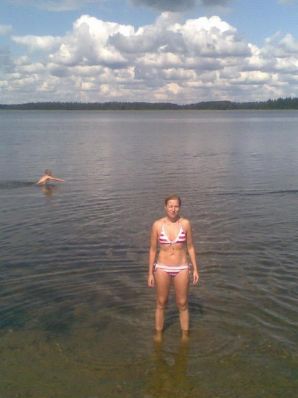 Блонда-эксгибиционистка без сисек. Часть 4. Эскиз 32