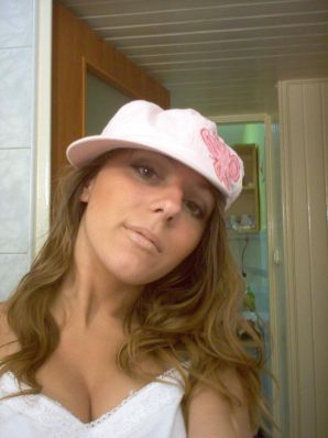 Charming brunette in a home and studio photo shoot. Part 4. Thumb 9