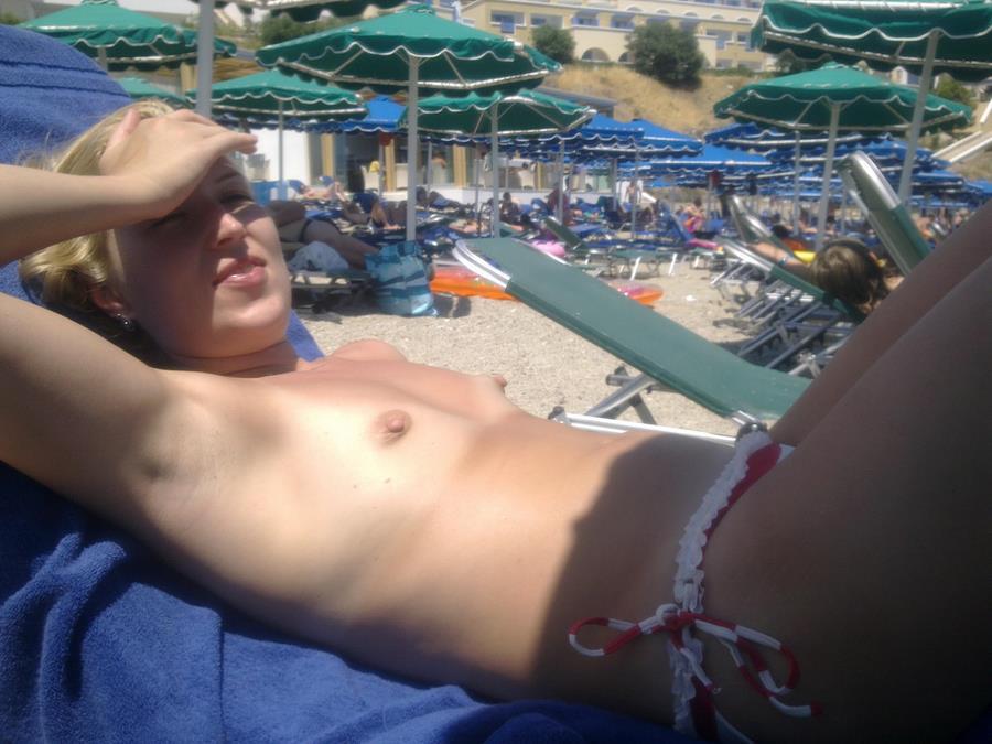 Blonde Exhibitionist without Tits. Part 5. Photo 12