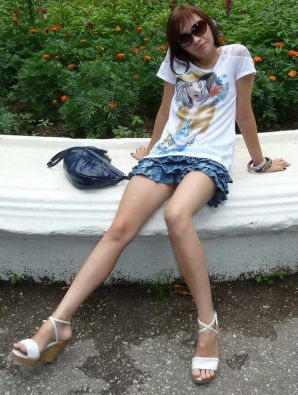 Russian babe with small breasts. Part 4. Thumb 24