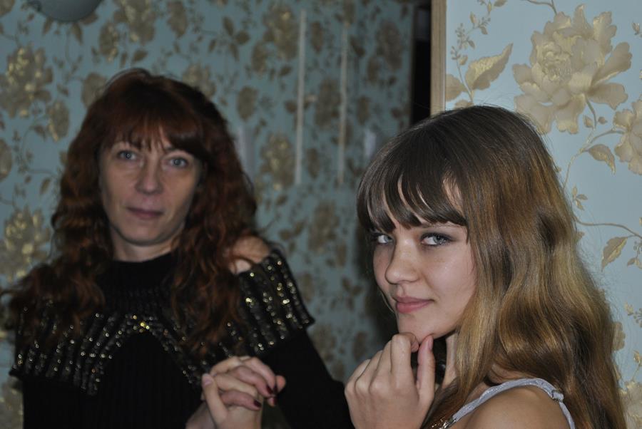 Молодая деваха и старушка. Фото 6