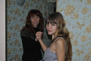 Молодая деваха и старушка. Эскиз 5