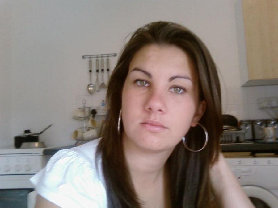 Pierced green-eye. Photo 15