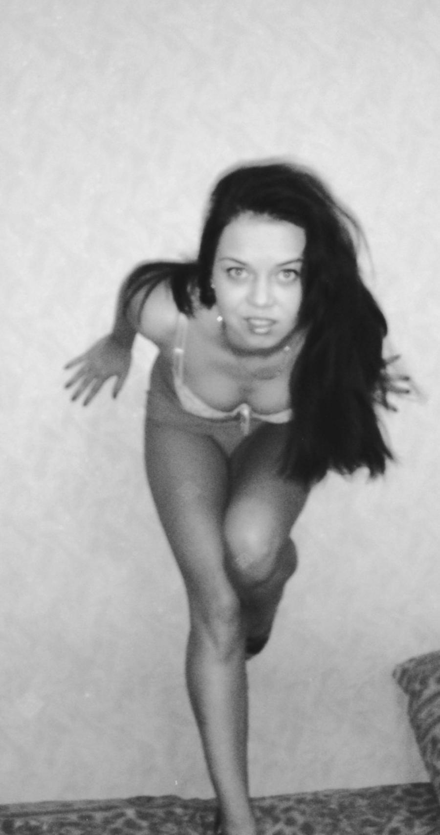 Thane is 18 years old. Photo 3