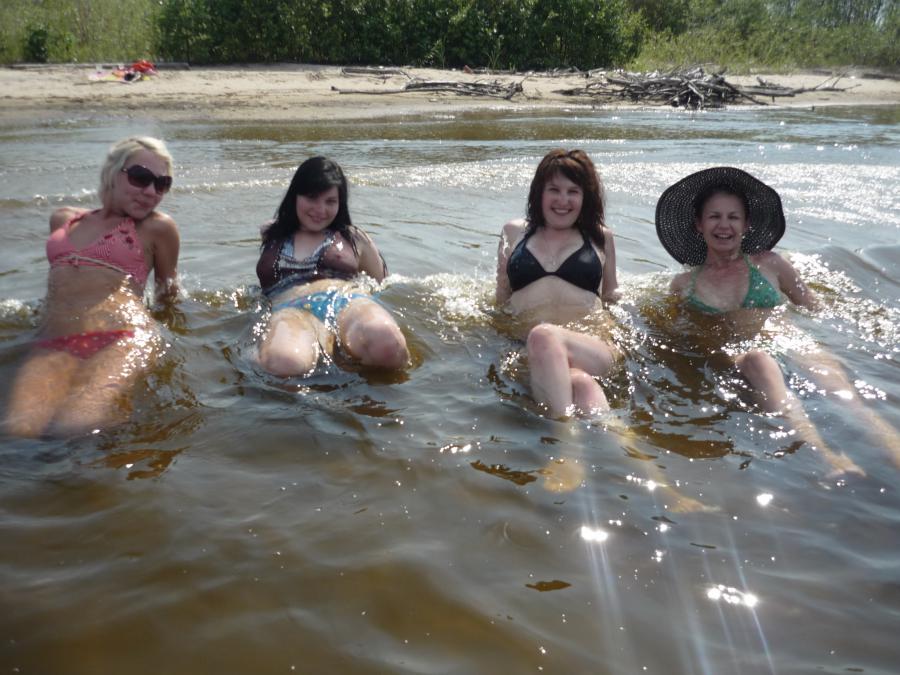 на речке. Фото 15