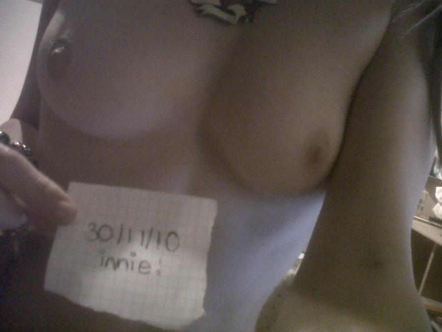 Self-shot of a busty cat. Part 2. Photo 44