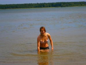 A lover of taking photos of herself on the phone. Part 2. Thumb 29