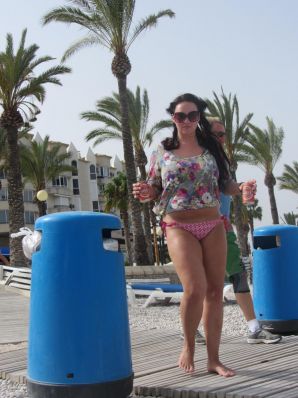 Swedish Album. Thumb 25