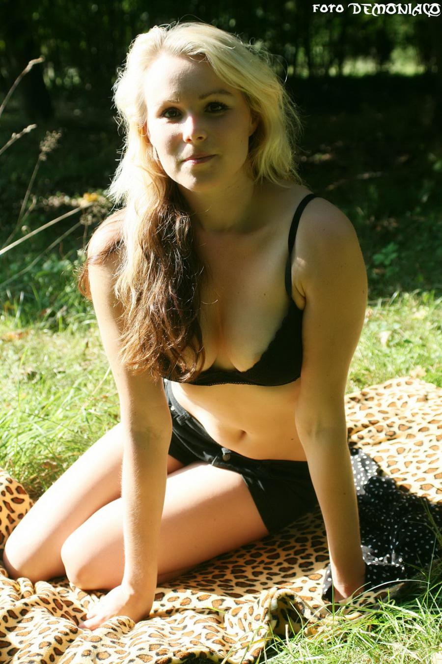 New Czech amateur model. Photo 22