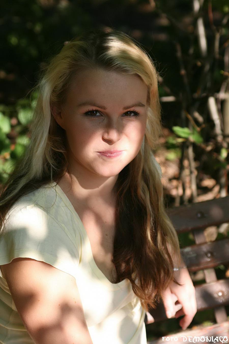 New Czech amateur model. Photo 23