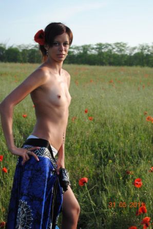 Оля. Эскиз 19