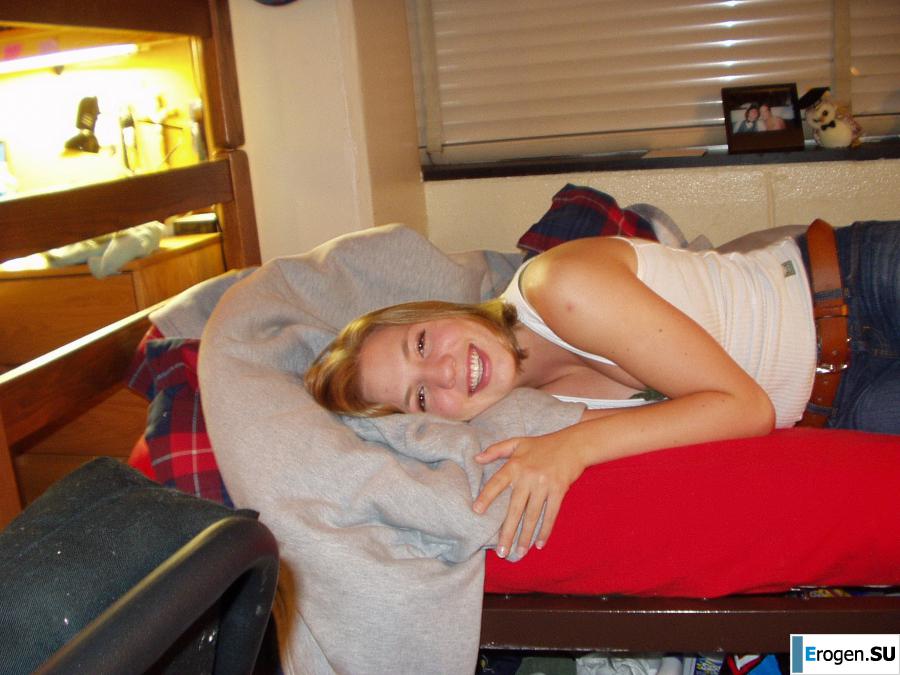 Жизнерадостная с волосатой попой. Часть 2. Фото 20