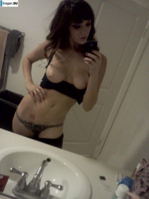 Грудастый селфшот. Эскиз 29