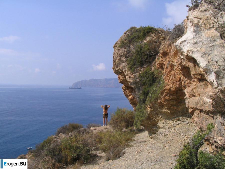 Немолодая пара на отдыхе. Фото 38