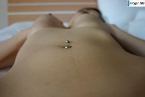 Photoshoot of a busty Asian. Thumb 9